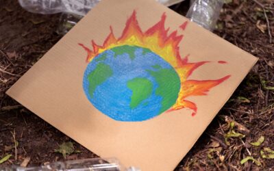 Climate change misinformation exacerbates the impacts of global warming